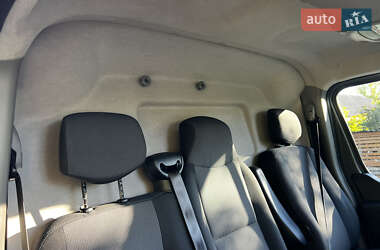 Грузовой фургон Renault Master 2022 в 