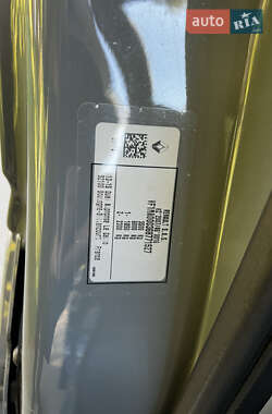 Грузовой фургон Renault Master 2022 в 