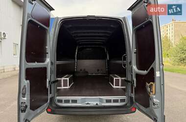 Грузовой фургон Renault Master 2023 в 