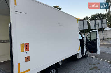 Грузовой фургон Renault Master 2016 в 