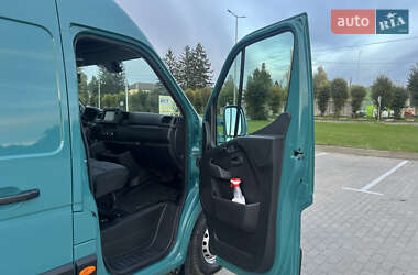 Грузовой фургон Renault Master 2022 в 