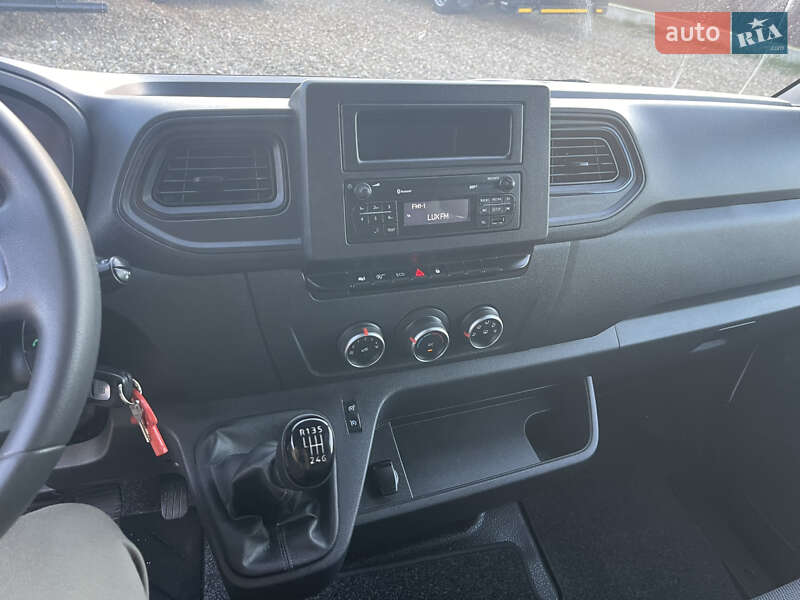 Грузовой фургон Renault Master 2020 в Львове