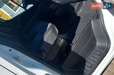 Грузовой фургон Renault Master 2017 в 