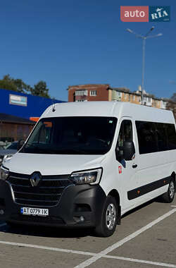 Вантажопасажирський фургон Renault Master 2022 в Калуші