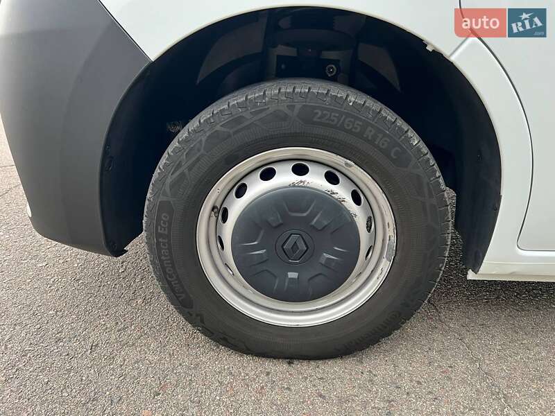 Тентованый Renault Master 2022 в Киеве