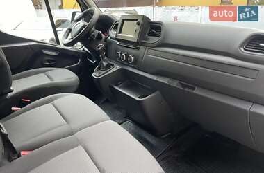 Грузовой фургон Renault Master 2020 в 