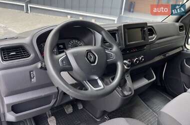 Грузовой фургон Renault Master 2020 в 