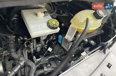 Грузовой фургон Renault Master 2020 в 