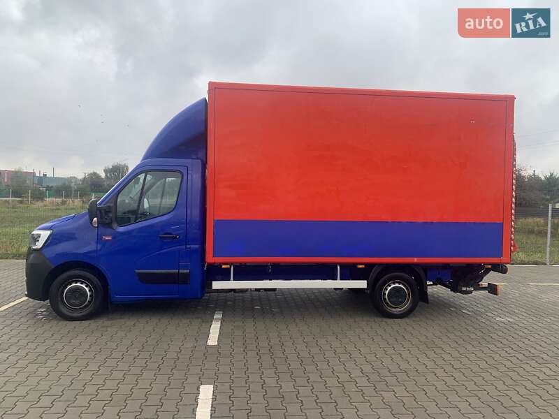 Вантажний фургон Renault Master 2021 в Нововолинську