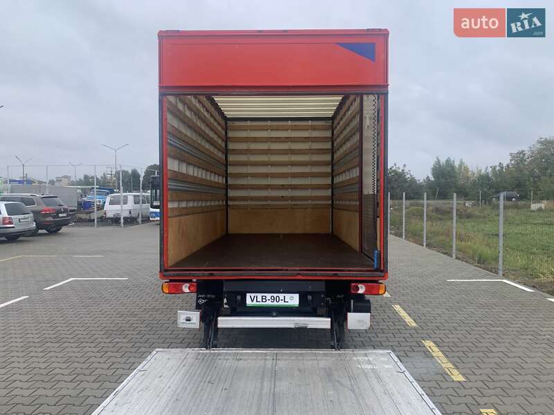 Вантажний фургон Renault Master 2021 в Нововолинську