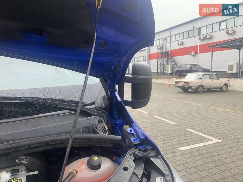 Вантажний фургон Renault Master 2021 в Нововолинську