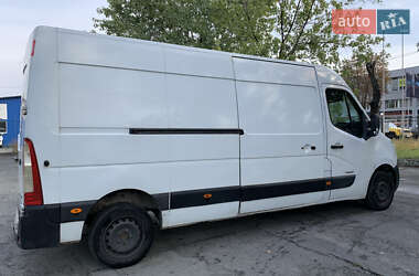 Грузовой фургон Renault Master 2016 в 