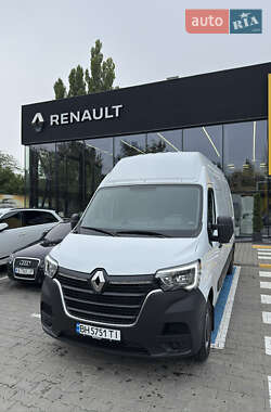 Грузовой фургон Renault Master 2023 в 