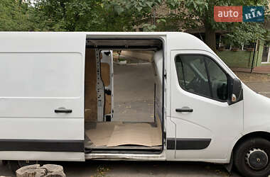 Грузовой фургон Renault Master 2012 в 