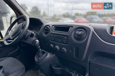 Грузовой фургон Renault Master 2019 в 