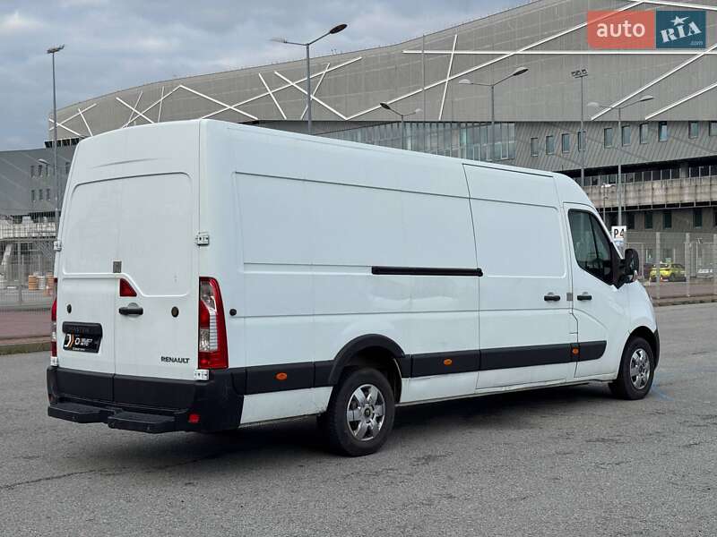 Грузовой фургон Renault Master 2017 в Львове