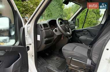 Грузовой фургон Renault Master 2021 в 