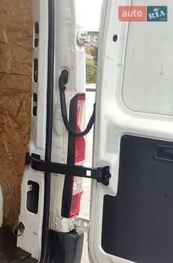 Грузовой фургон Renault Master 2014 в 