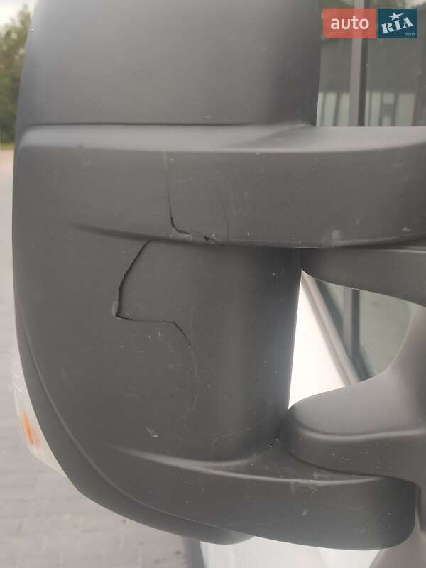 Грузовой фургон Renault Master 2014 в Мостиске