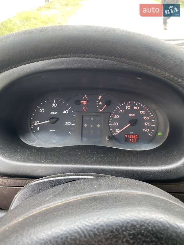 Грузовой фургон Renault Master 2001 в Житомире
