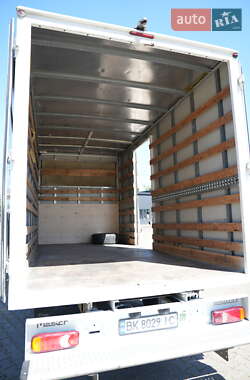 Микроавтобус грузовой (до 3,5т) Renault Master 2014 в 