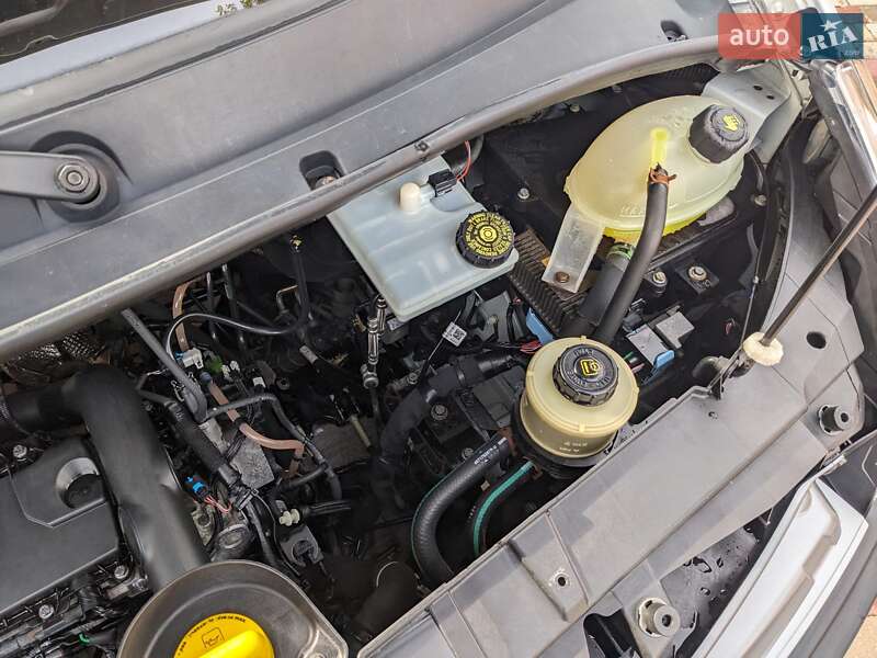 Грузовой фургон Renault Master 2016 в Ровно фото 6 Грузовой фургон Renault Master 2016 в Ровно