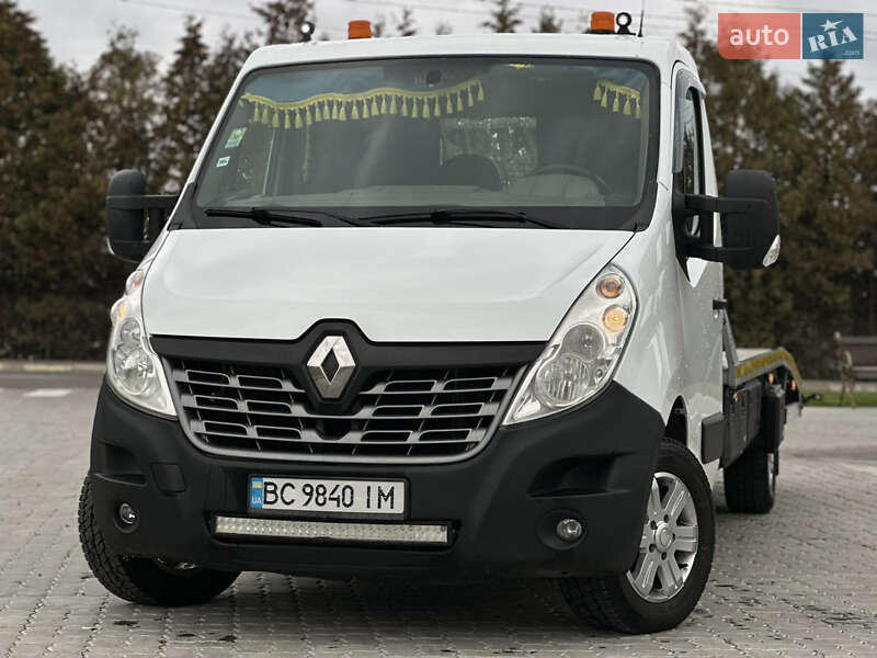 Эвакуатор Renault Master 2015 в Львове
