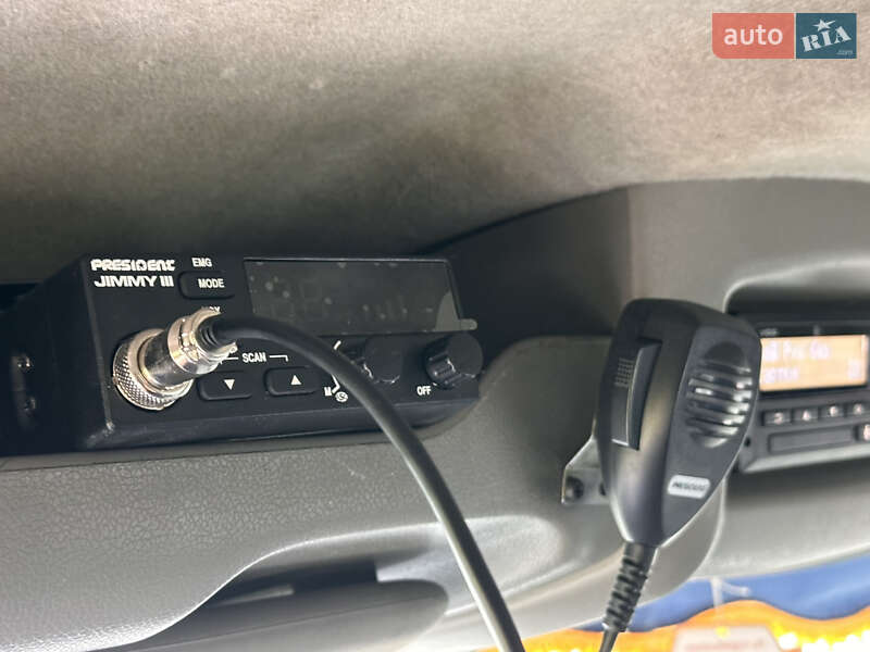 Эвакуатор Renault Master 2015 в Львове