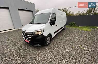 Грузовой фургон Renault Master 2022 в 
