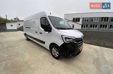 Грузовой фургон Renault Master 2022 в 