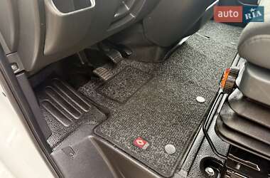 Грузовой фургон Renault Master 2019 в 