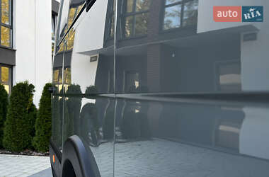 Грузовой фургон Renault Master 2022 в 