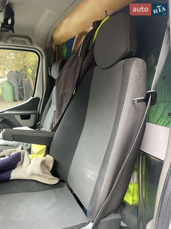 Грузовой фургон Renault Master 2016 в Луцке фото 13 Грузовой фургон Renault Master 2016 в Луцке