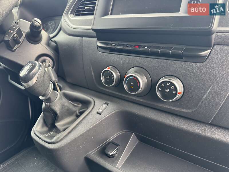 Грузовой фургон Renault Master 2020 в Ровно