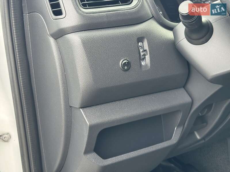 Грузовой фургон Renault Master 2020 в Ровно