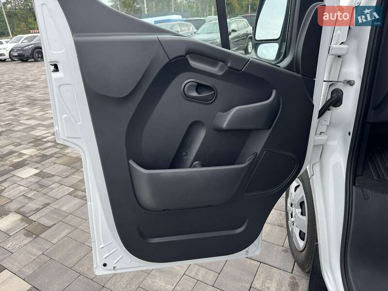 Грузовой фургон Renault Master 2020 в Ровно