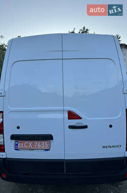 Грузовой фургон Renault Master 2023 в 