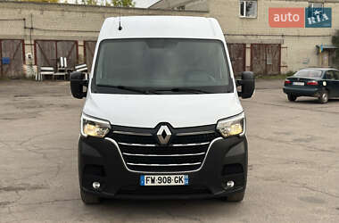 Грузовой фургон Renault Master 2021 в 