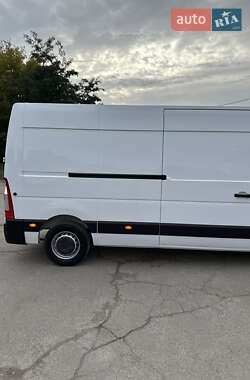 Грузовой фургон Renault Master 2021 в 