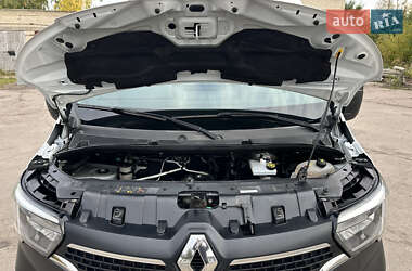 Грузовой фургон Renault Master 2021 в 