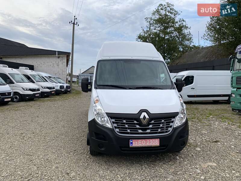 Грузовой фургон Renault Master 2019 в Хусте