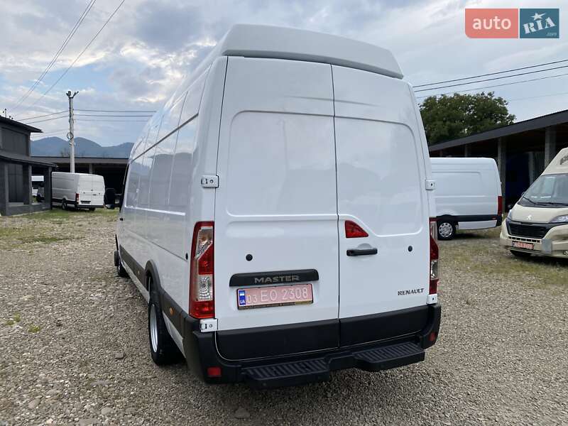 Грузовой фургон Renault Master 2019 в Хусте