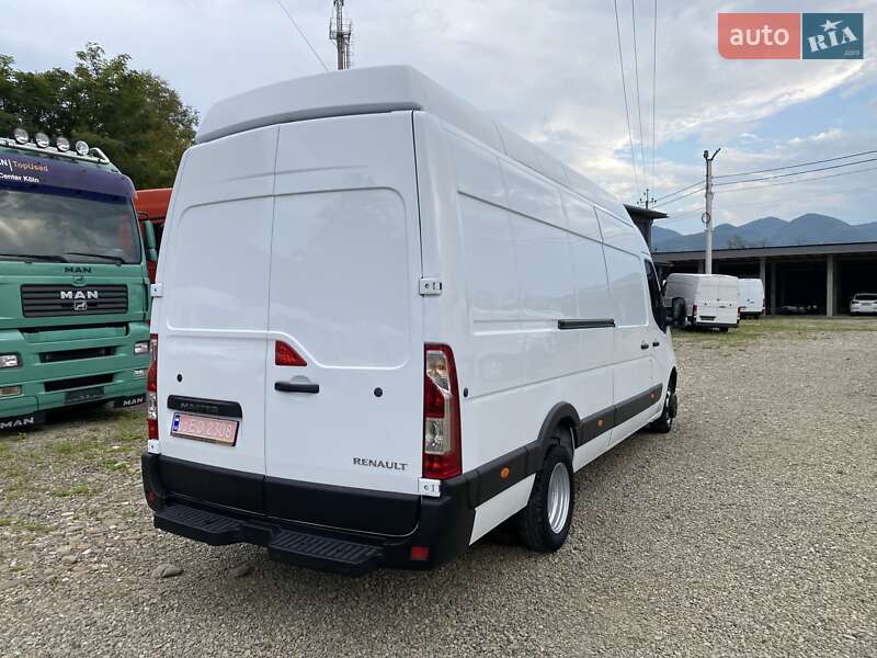Грузовой фургон Renault Master 2019 в Хусте