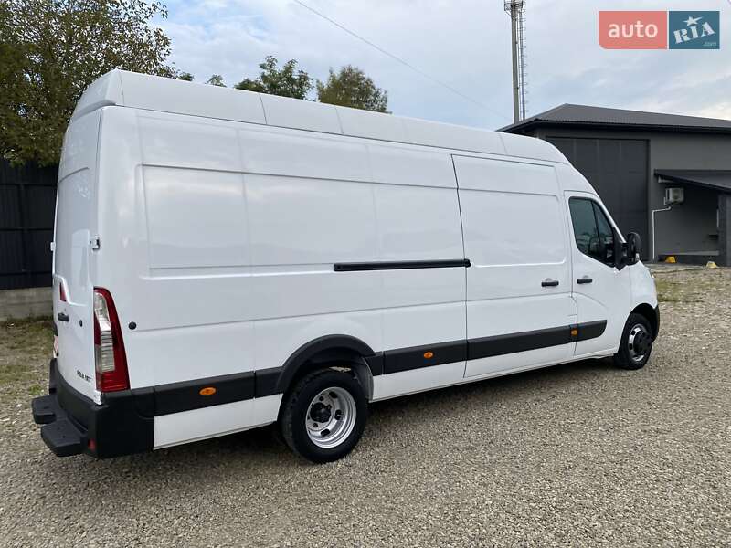 Грузовой фургон Renault Master 2019 в Хусте