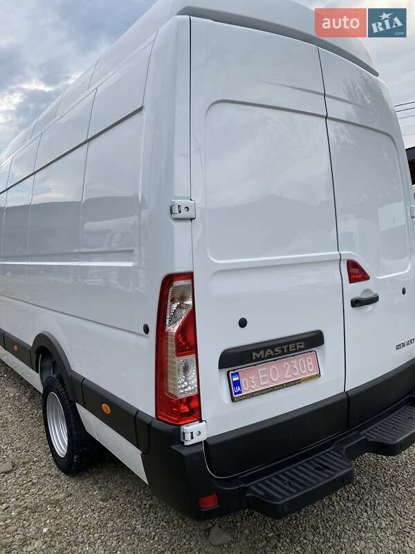 Грузовой фургон Renault Master 2019 в Хусте