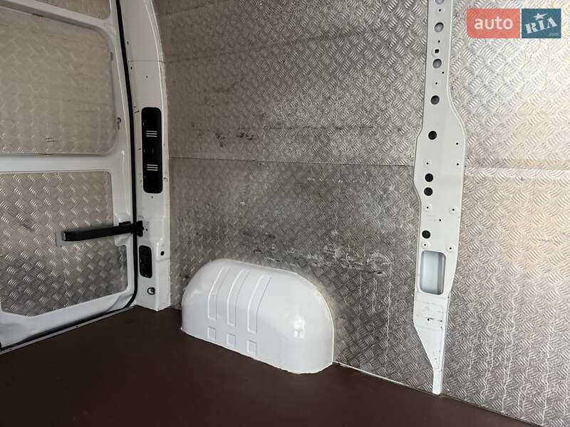 Вантажний фургон Renault Master 2020 в Одесі фото 36 Вантажний фургон Renault Master 2020 в Одесі