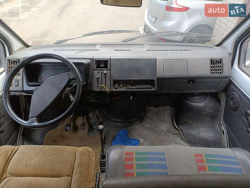 Грузовой фургон Renault Master 1990 в Луцке фото 10 Грузовой фургон Renault Master 1990 в Луцке