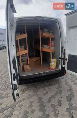 Грузовой фургон Renault Master 2014 в 
