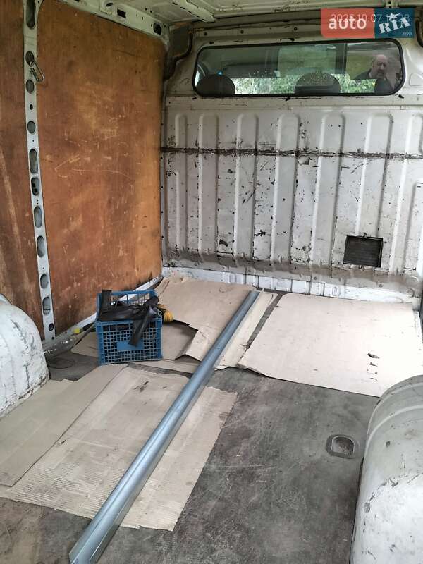 Грузовой фургон Renault Master 1998 в Куликовке