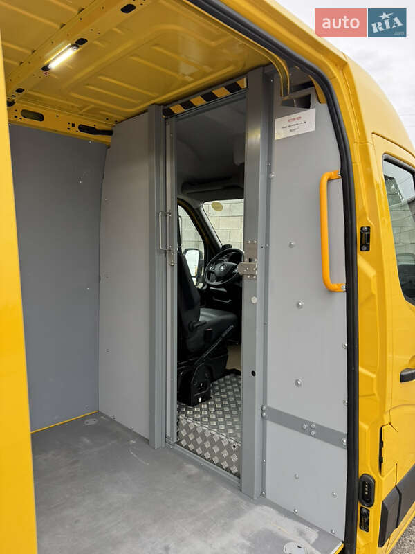 Микроавтобус грузовой (до 3,5т) Renault Master 2020 в Сарнах